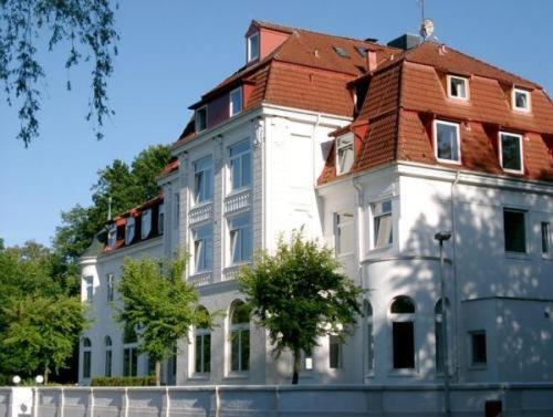 See Schlosshotel Am Kellersee Eutin Dış mekan fotoğraf