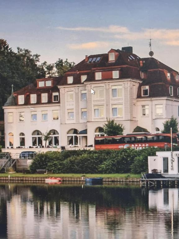 See Schlosshotel Am Kellersee Eutin Dış mekan fotoğraf